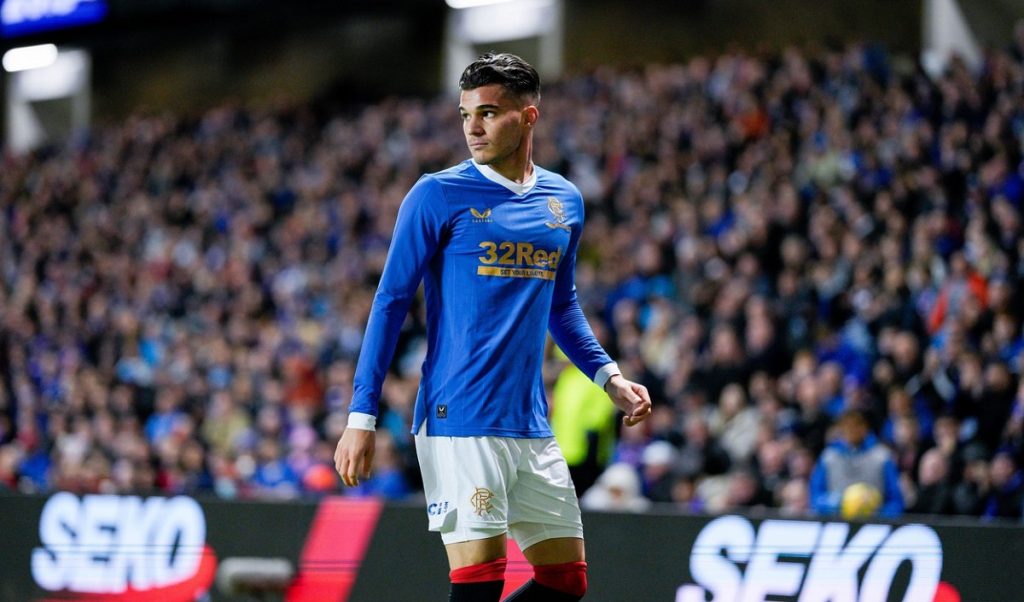 Câți bani câștigă Ianis Hagi din reclame. A ajuns să facă mai mulți bani decât tatăl său