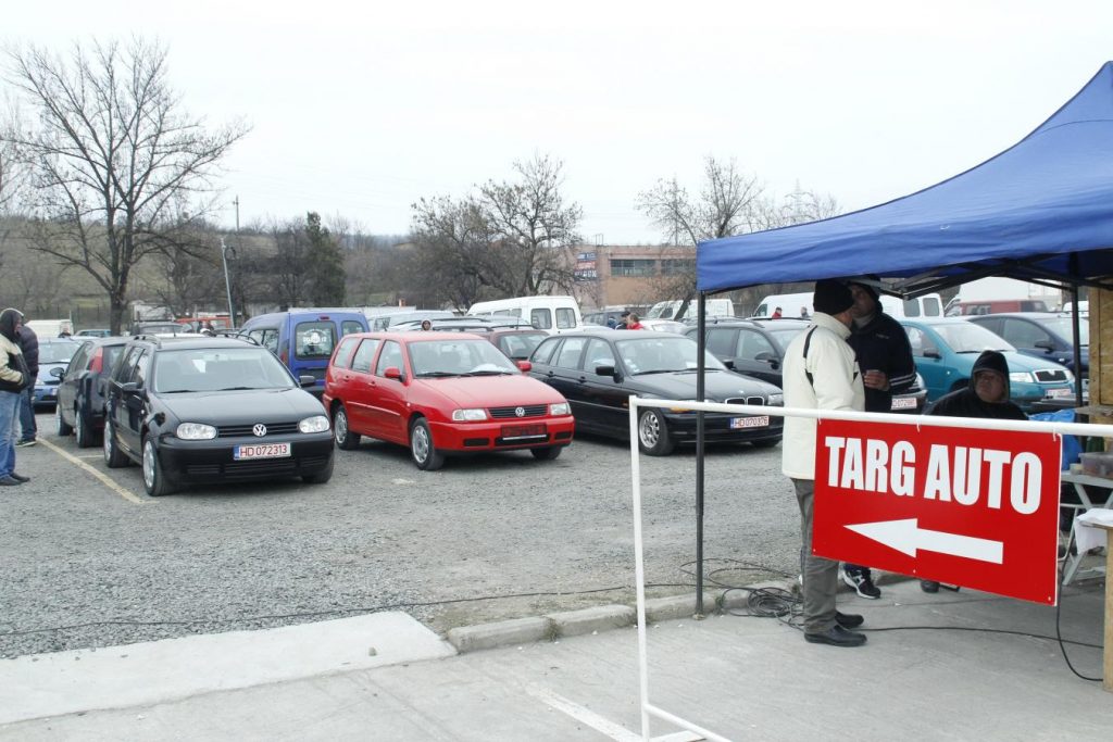 Cum afli imediat dacă o mașină second hand pe care vrei să o cumperi a avut accidente. E totul online