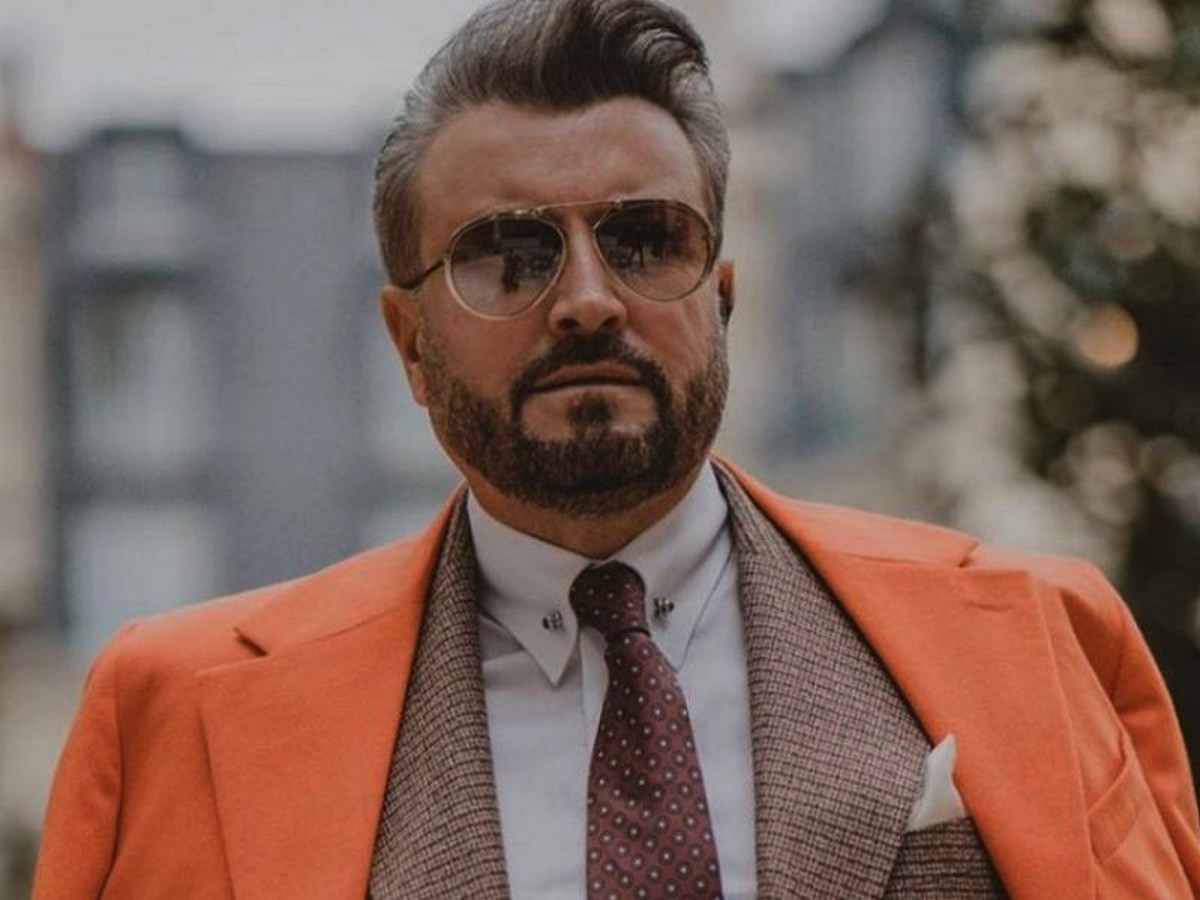 Ce studii are Cătălin Botezatu