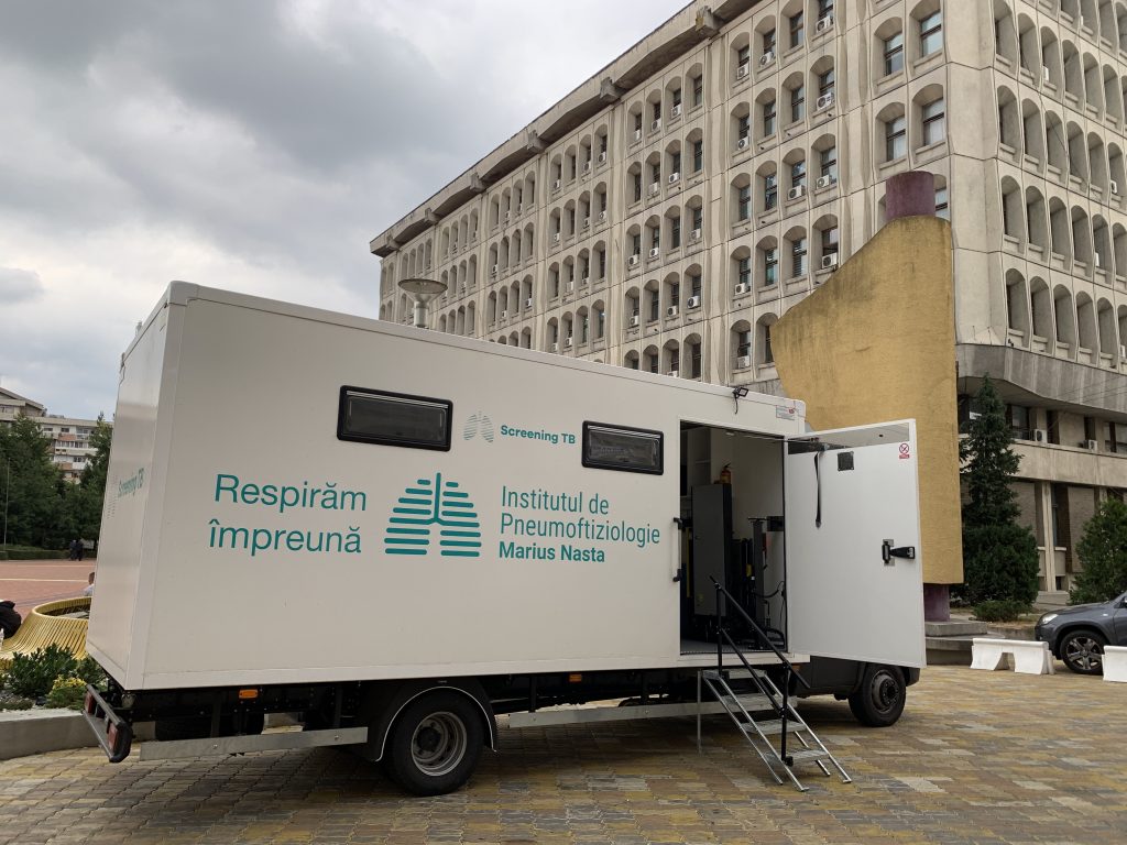 Locuitorii din Sălaj au motiv de bucurie. Cinci comune din județ vor beneficia de o caravană de depistare activă a tuberculozei