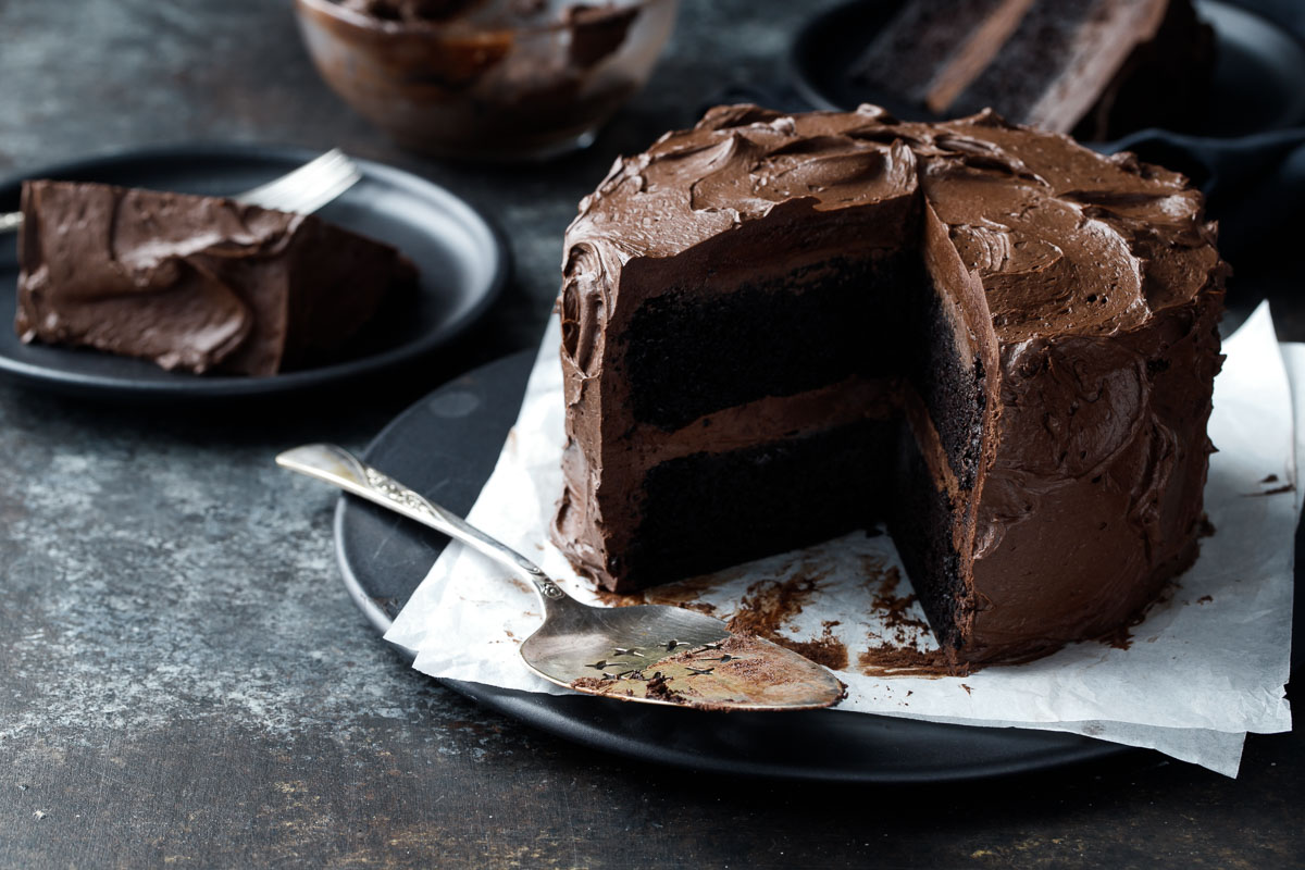 Cum faci o rețetă de tort de ciocolată fără făină, cu doar 5 ingrediente