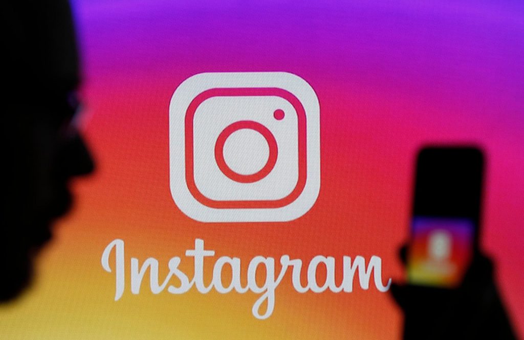 Decizie neaşteptată luată de Instagram. Ce se va întâmpla cu cei care stau prea mult pe aplicaţie