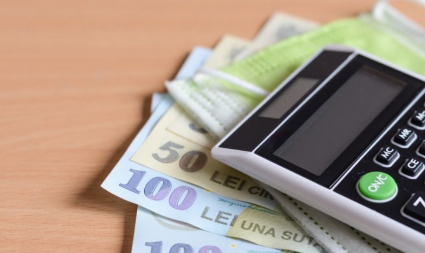 Hoț devenit vedetă, după ce a furat 2000 de euro în doar câteva secunde dintr-o bancă din Brăila VIDEO