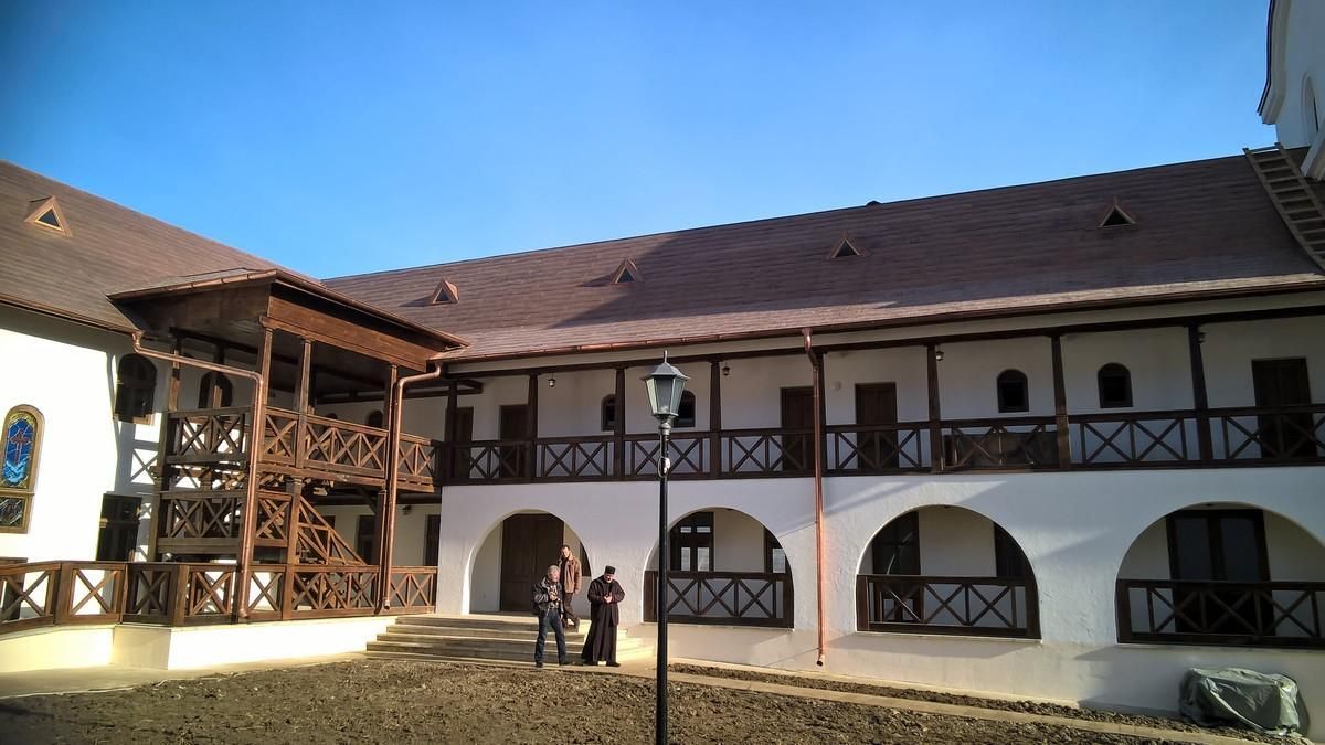 Istoria incredibila a Manastirii de la Rachitoasa