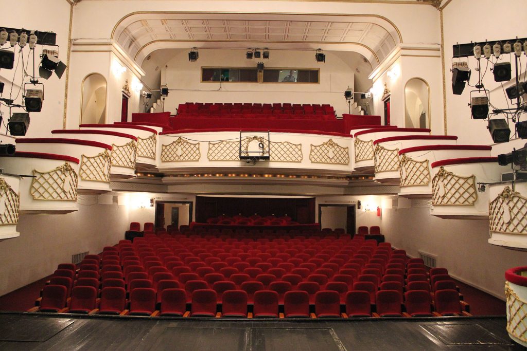 O mare actriţă de la noi s-a stins. Este doliu în teatrul românesc. A avut o carieră de invidiat