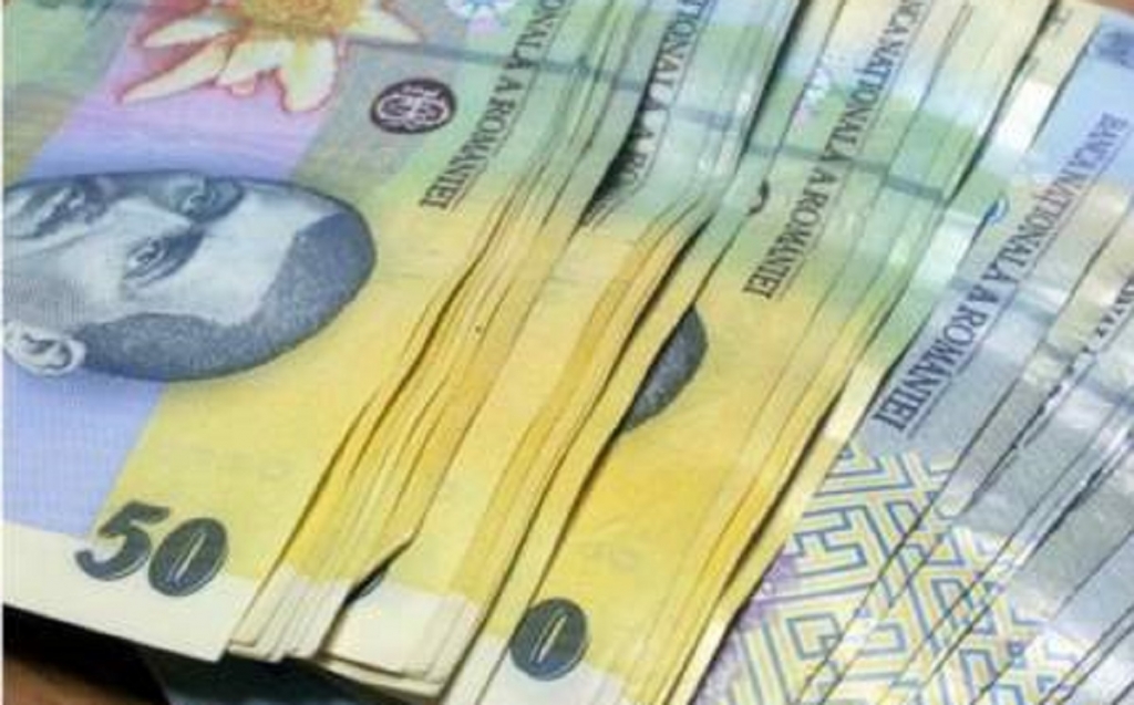 O profesoara din Ialomița, anchetată de poliţişti. Și-ar fi însuşit bursele mai multor elevi, timp de 3 ani