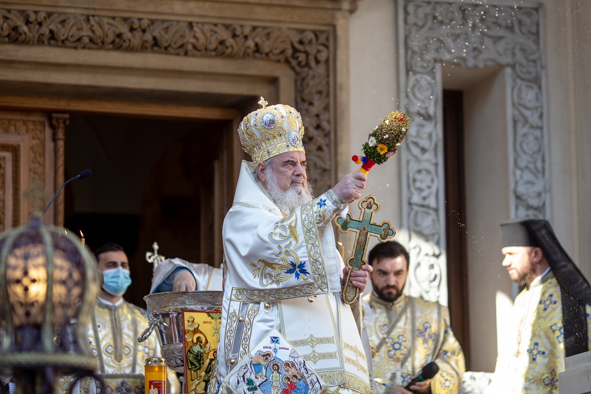 Afacerile BOR, dezvaluite intr-un reportaj viral. Cum ajung miliarde de lei din bani publici catre Biserica