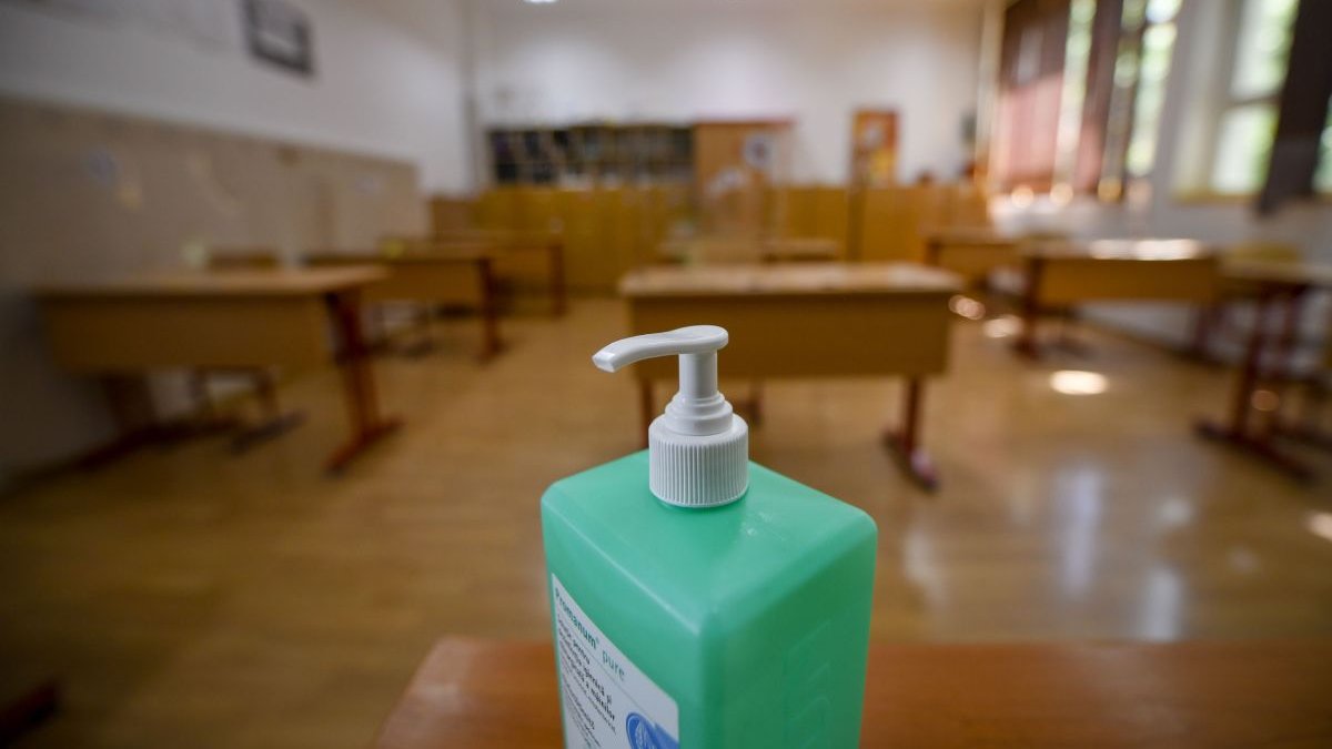 USR propune o vacanta de doua saptamani pentru toti elevii