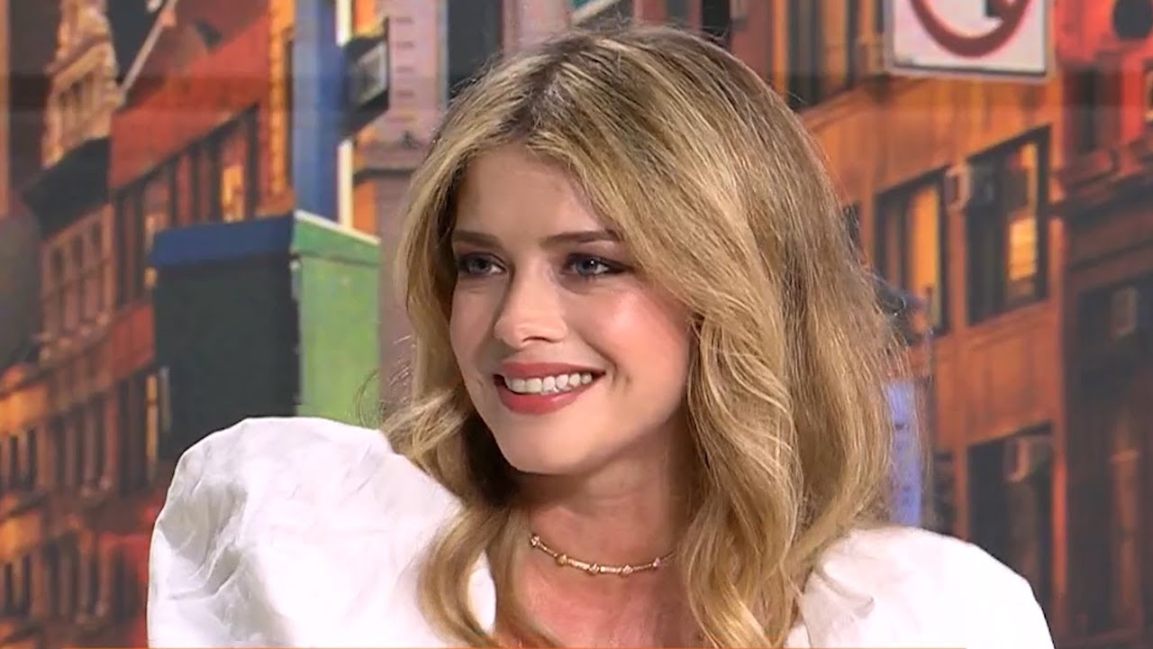 Nunta surpriza in lumea mondena. A spus DA in mare secret. Alexandra Dinu este in al noualea cer