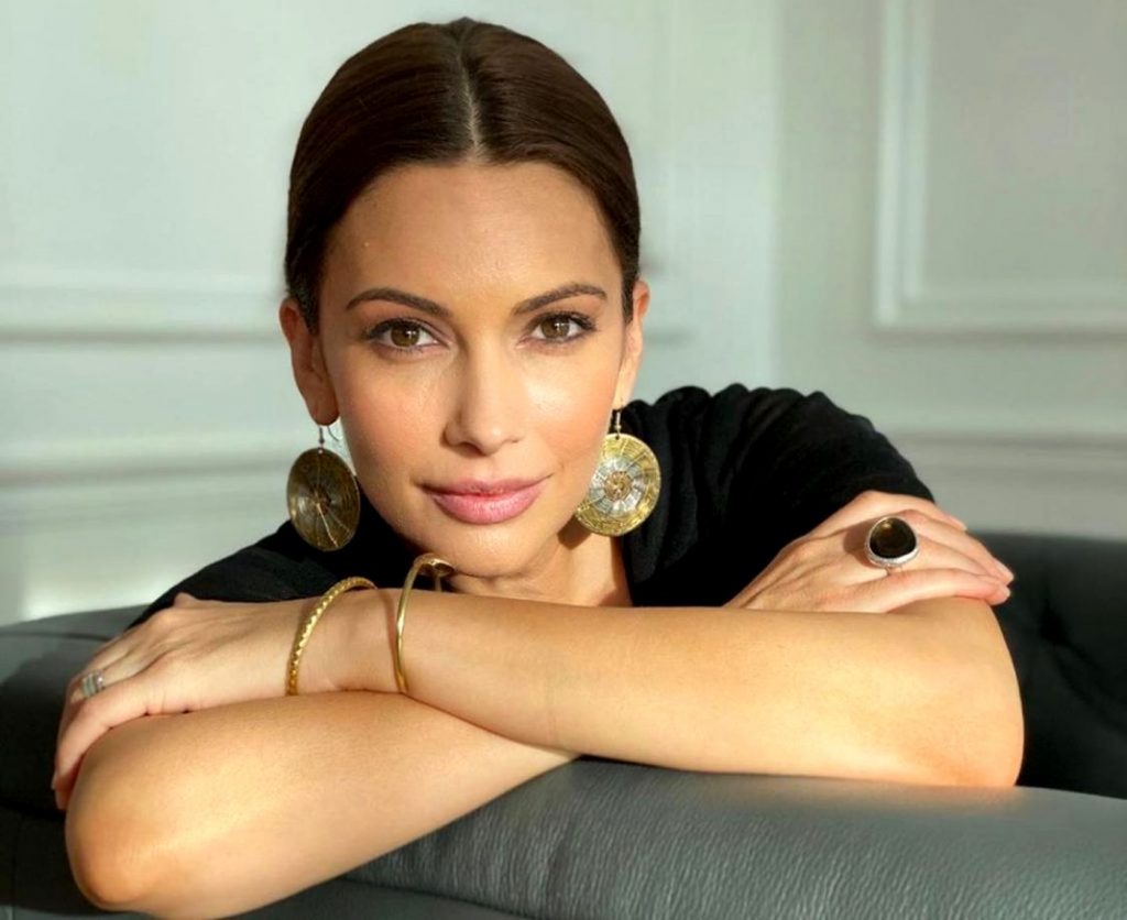 Andreea Berecleanu, înlocuită la ştiri. Ce se întâmplă, de fapt, cu prezentatoarea de la Prima TV