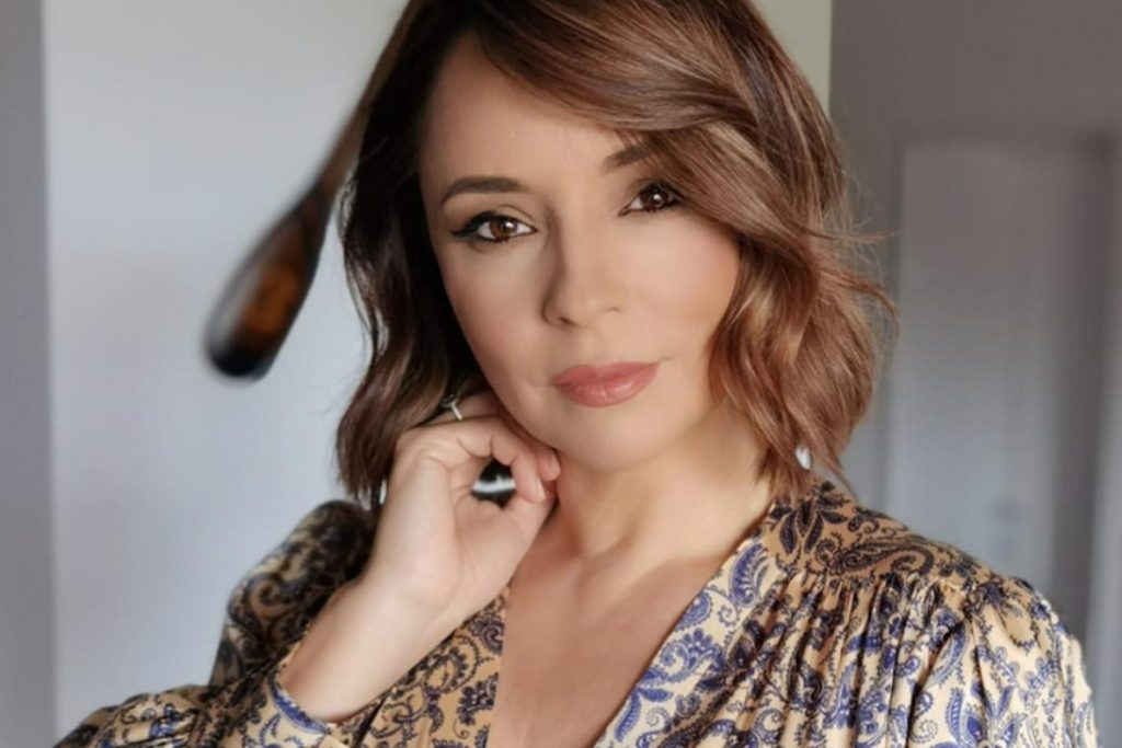 Andreea Marin a pozat senzual iar iubitul vedetei a reacţionat imediat. Toată lumea a văzut