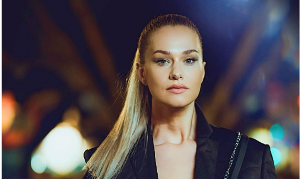 Ce meserie avea Feli Donose atunci când s-a apucat de cântat. Artista a mărturisit fără rușine