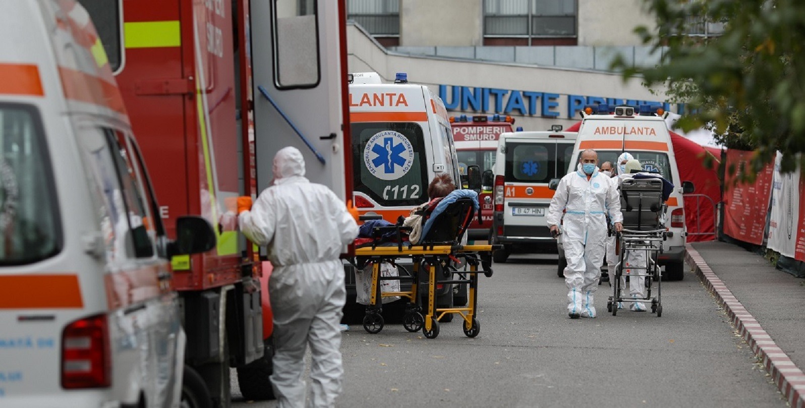 Scandal în Dolj. Ce a recomandat un medic de familie unor bătrâni bolnavi de covid. Este strigător la cer