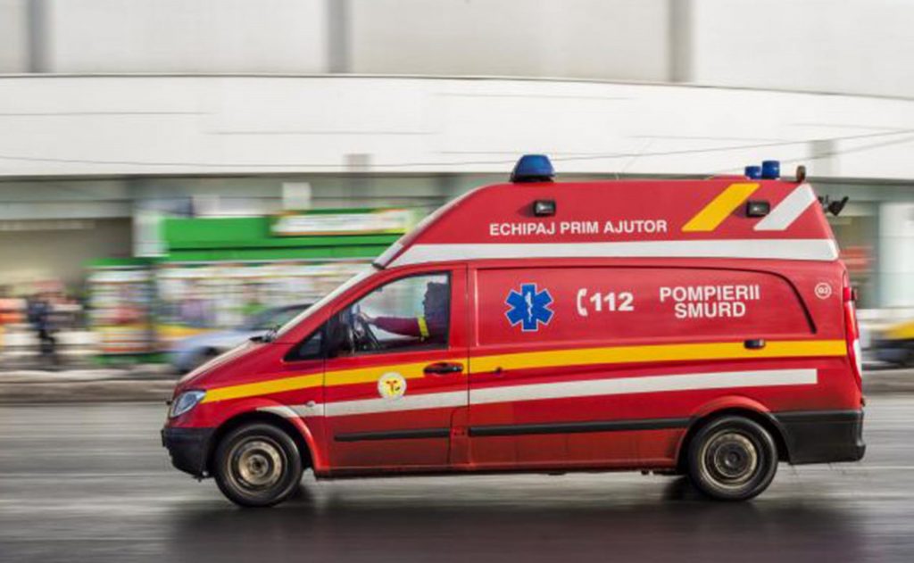 Mai mulţi copii de la o grădiniță din Carei au ajuns la spital. Aceștia au reclamat probleme medicale