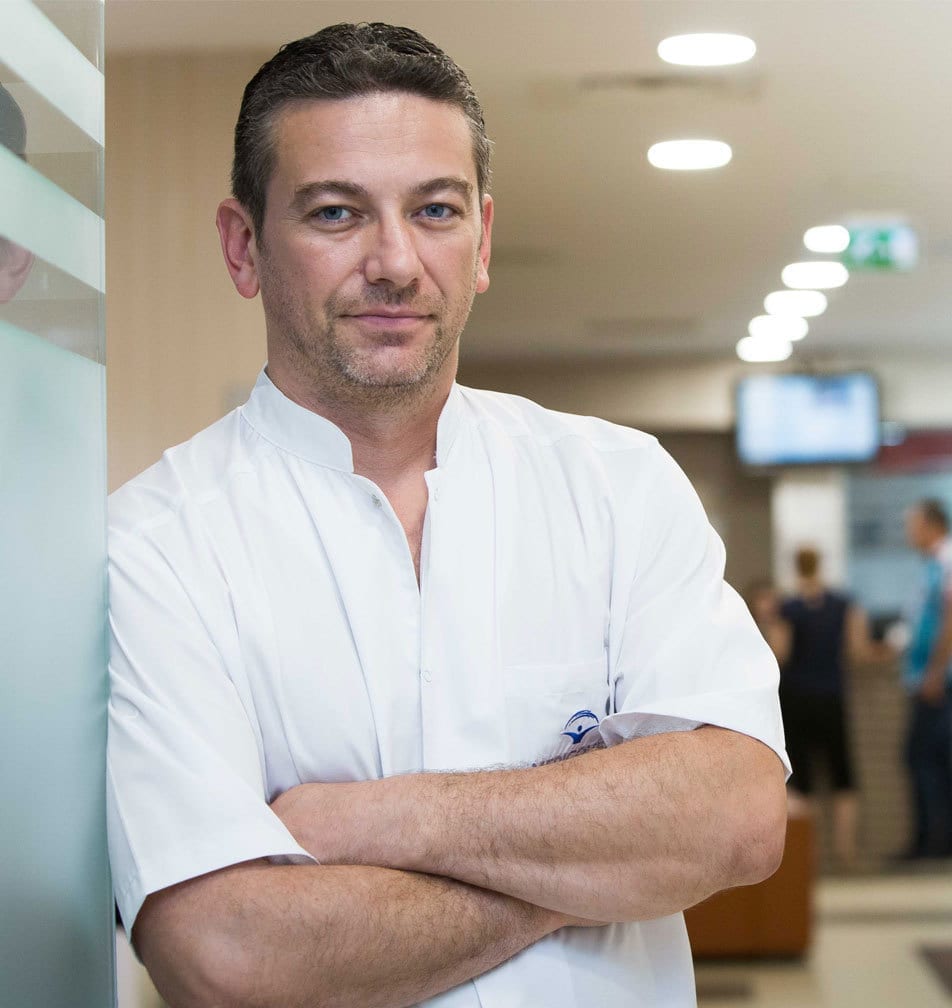 Șase ani de la Colectiv. România încă nu dispune de o bancă de piele pentru arși. Medicul Radu Zamfir ridică din umeri