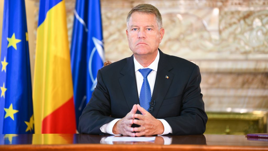 Doar 5,6% dintre romani au incredere totala in presedintele Romaniei