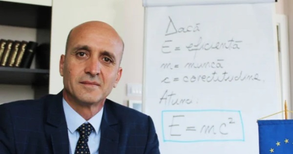 Sorin Ion a anuntat cand vor da, de fapt, elevii tezele