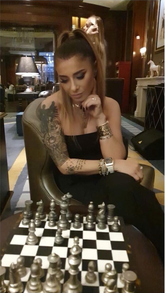 Cum s-a pozat Anamaria Prodan in Dubai. Asa se relaxeaza si uita de divortul de Reghe