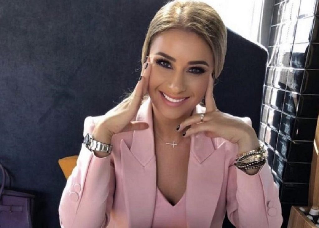 Mesajul transmis de Anamaria Prodan lui Reghecampf. Toată lumea a văzut: „Cea mai dulce răzbunare”