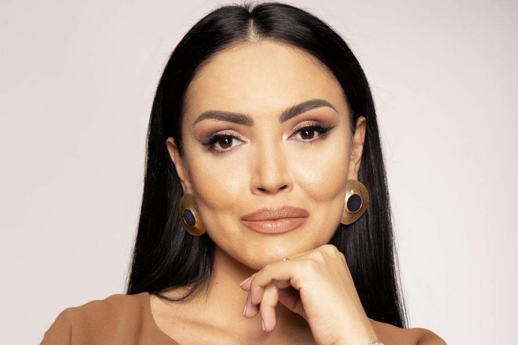 Ce tarif are Andreea Mantea pentru a participa la un eveniment privat. Ia un pumn de bani pentru doar o oră