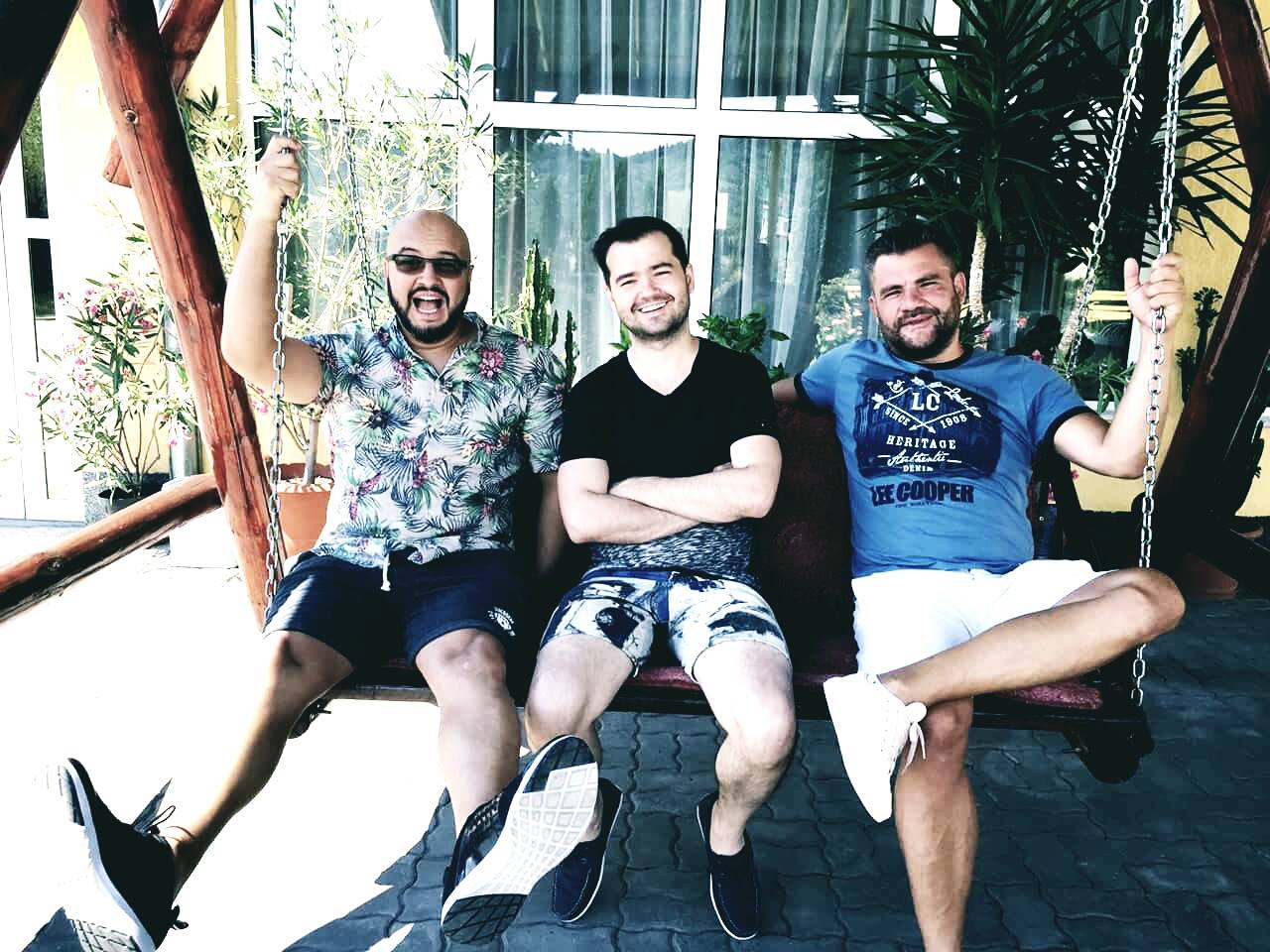 Cum a fost salvat Viorel de la 3 Sud Est de americani
