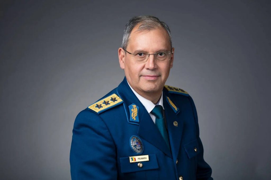 Dumitru Prunariu, despre devierea unui asteroid care pune Pământul în pericol. Cum s-ar putea face asta: „Nu reuşim încă să controlăm ameninţarea” EXCLUSIV