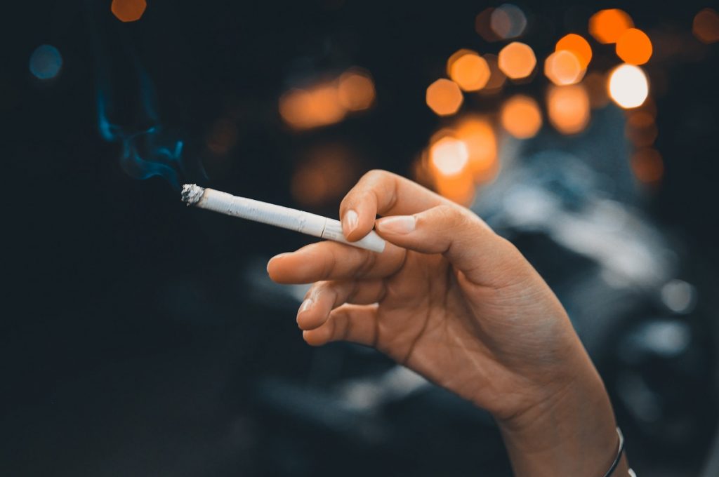 Fumatul – un viciu cu vârstă multimilenară. Oamenii consumă tutun de peste 9.000 de ani. SPECIAL