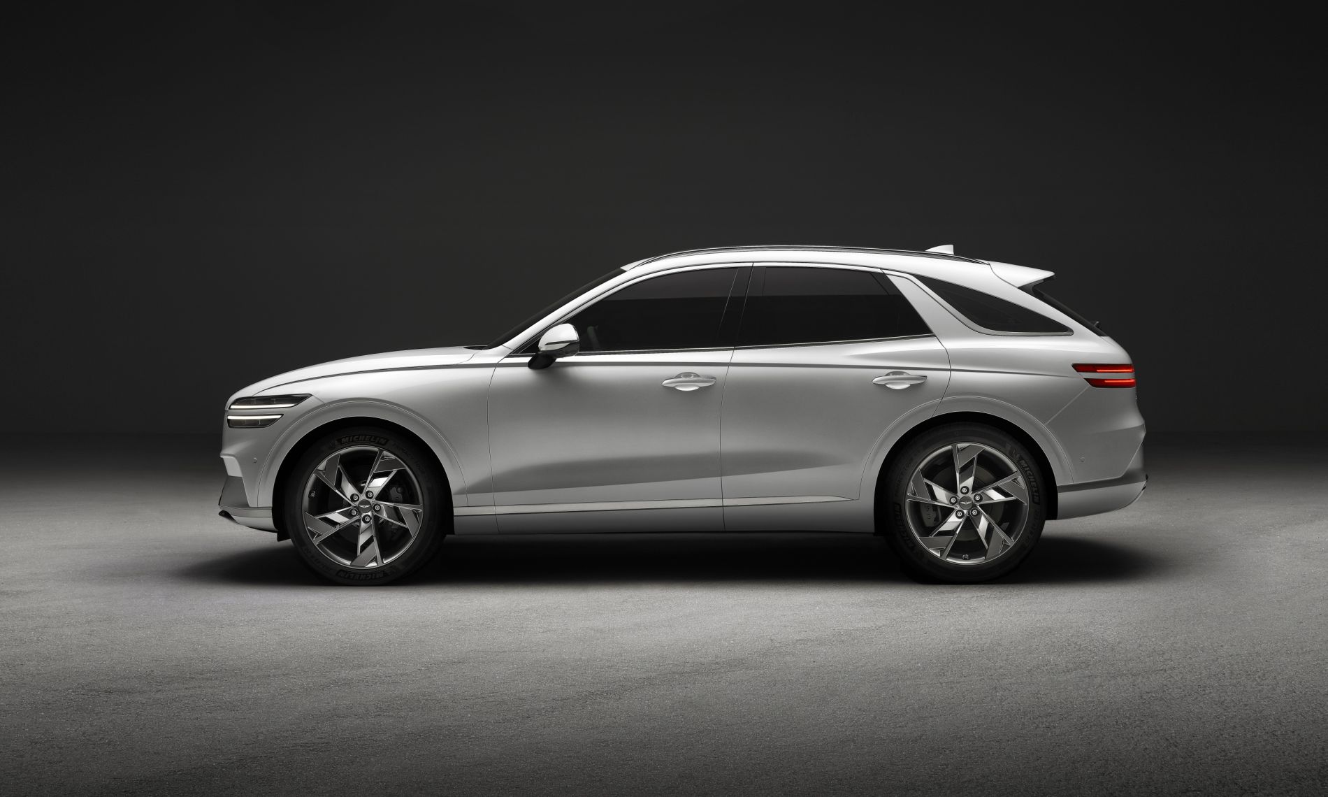 Divizia premium a grupului Hyundai a lansat în China un nou model electric. Ce performanțe are Genesis GV70