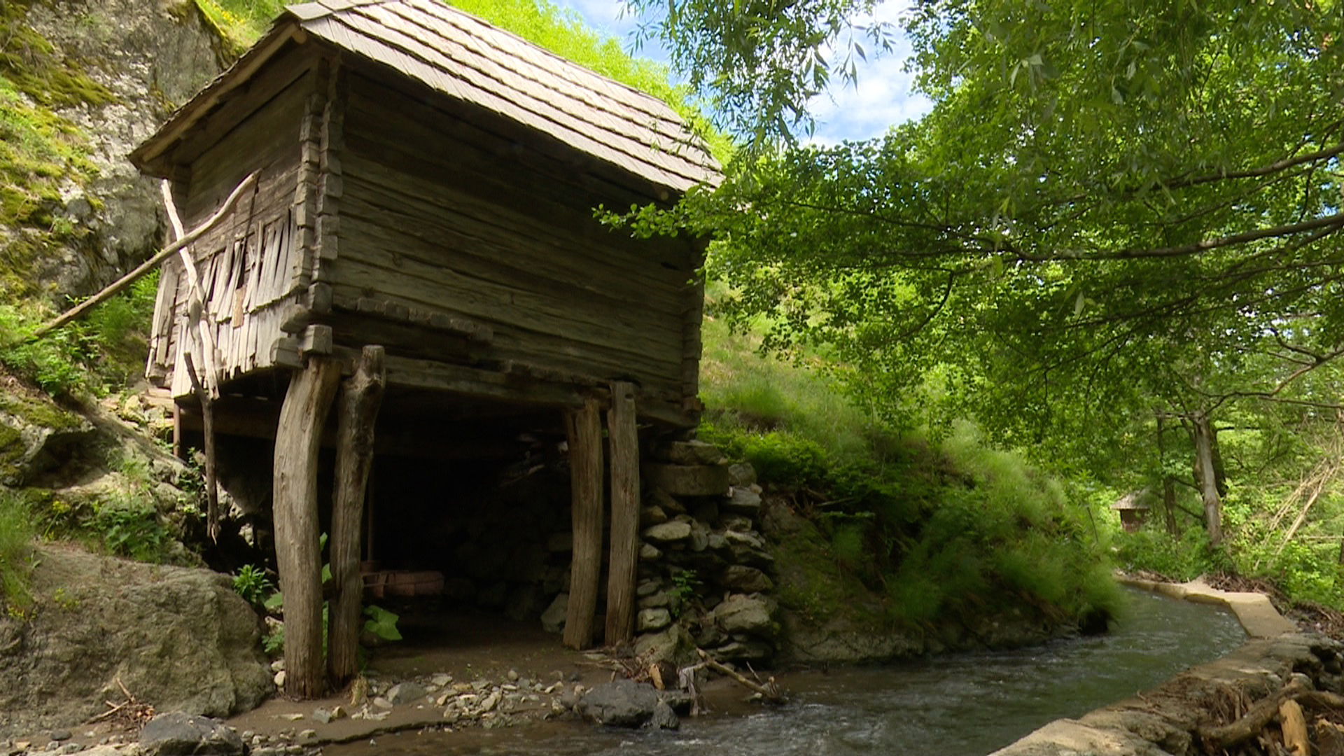 Legenda morii care da timpul inapoi