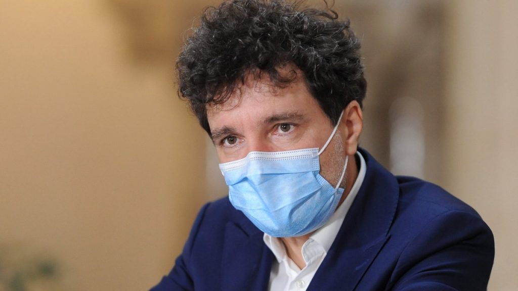 Nicuşor Dan va scoate la licitaţie un acord-cadru pentru întreţinerea parcurilor: „Era o necesitate”