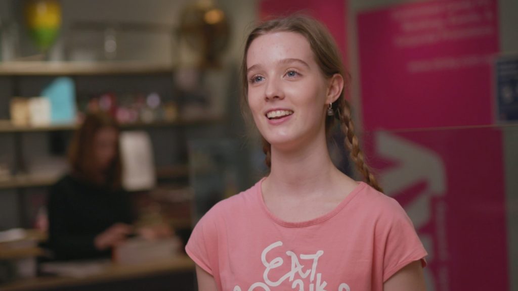 O fată de 19 ani și-a îmbogățit familia cu o idee genială. Afacerea părinților ei era în prag de faliment, dar acum se apropie de un milion de dolari