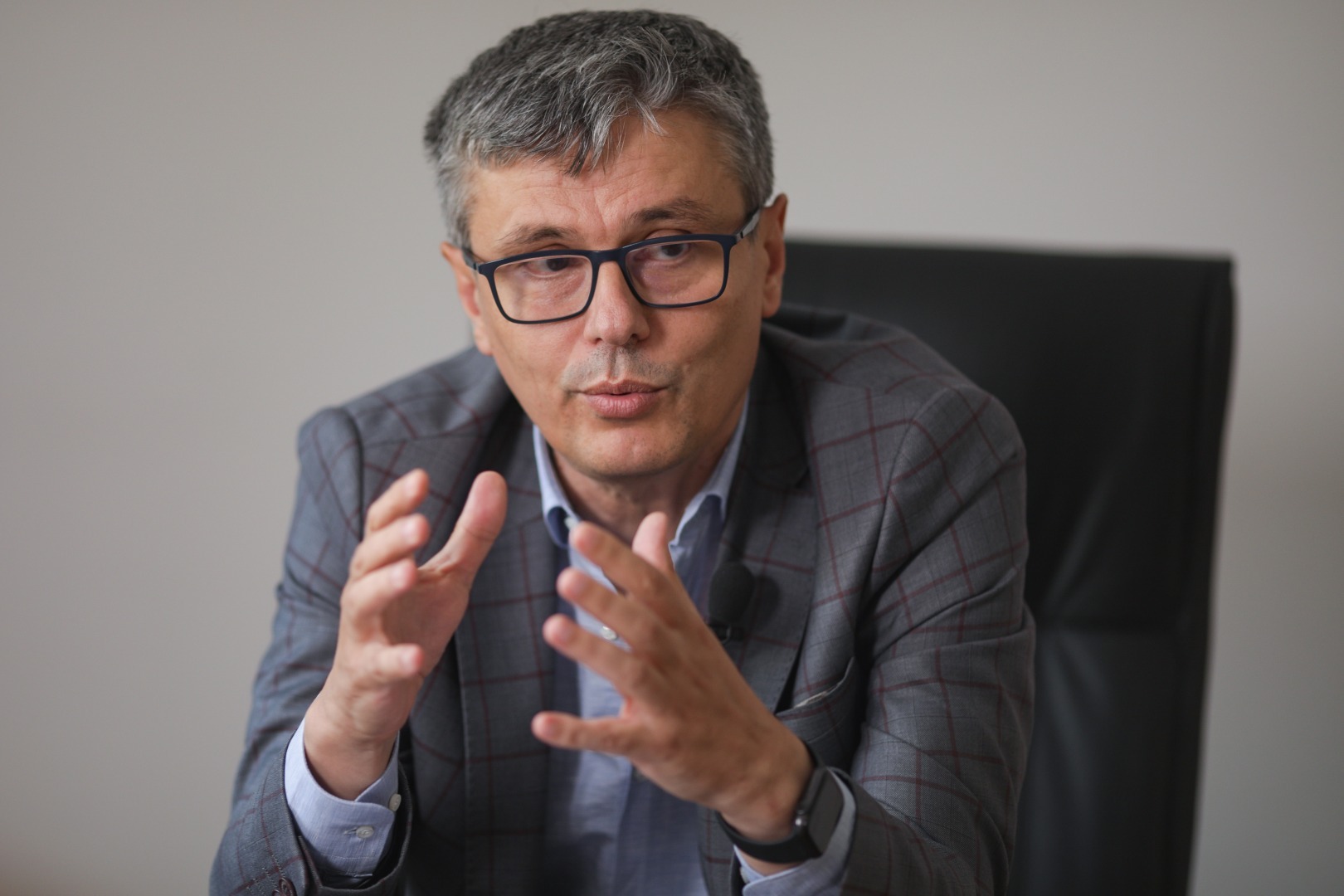 Virgil Popescu a anuntat ca gazul și energia se ieftinesc
