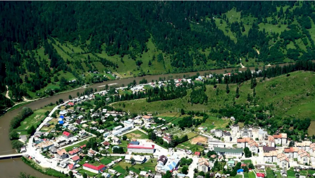 Oraşul din România mai mare chiar decât Bucureştiul sau Clujul. Prea puţini români au habar de el