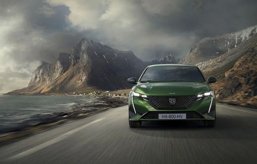 Noul Peugeot 308 a intrat în producție. Cât costă modelul francez în România