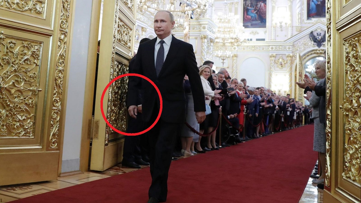 Mana dreapta a lui Putin, lung prilej de vorbe si de ipoteze