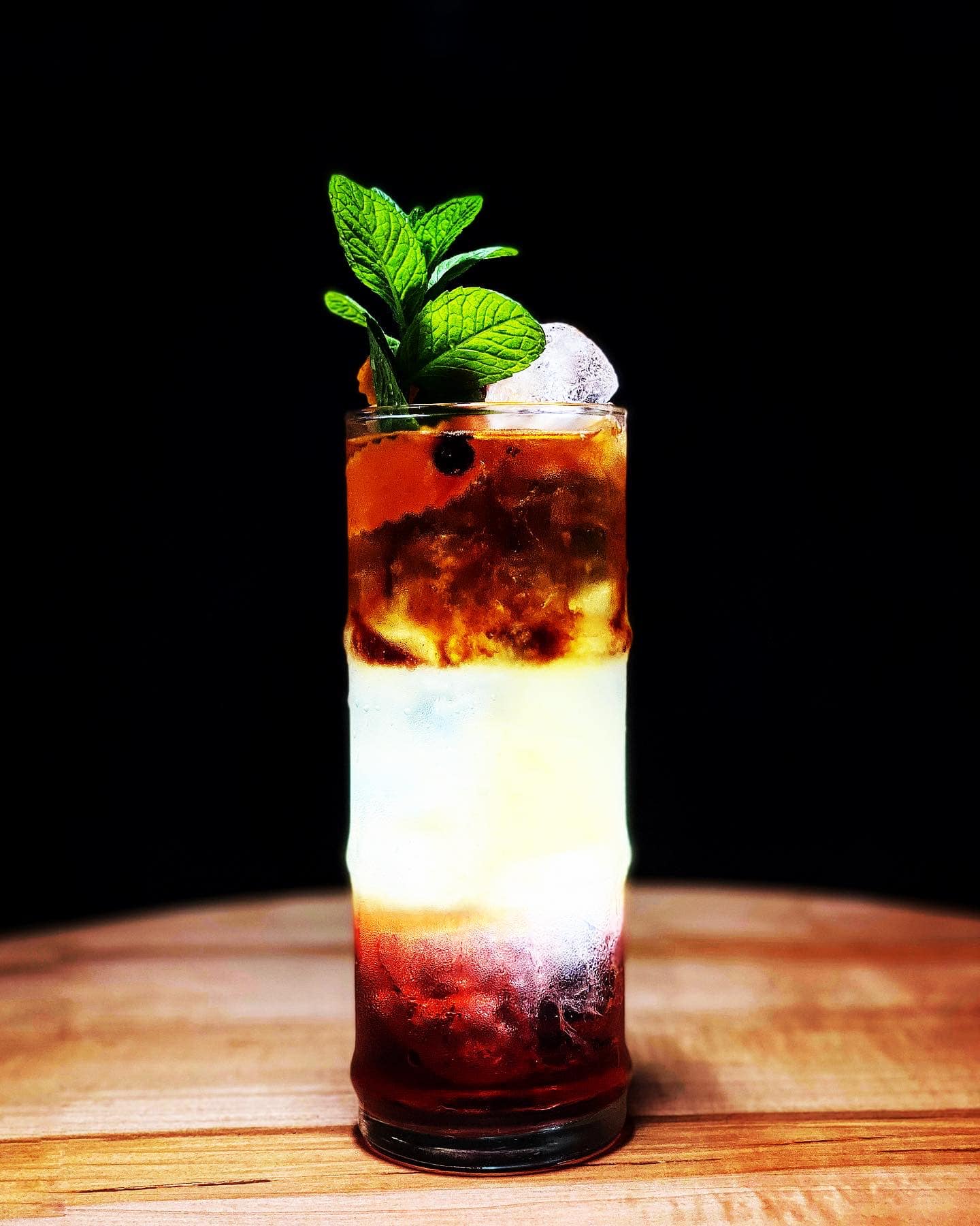 Dark & Stormy - cocktail cu rom