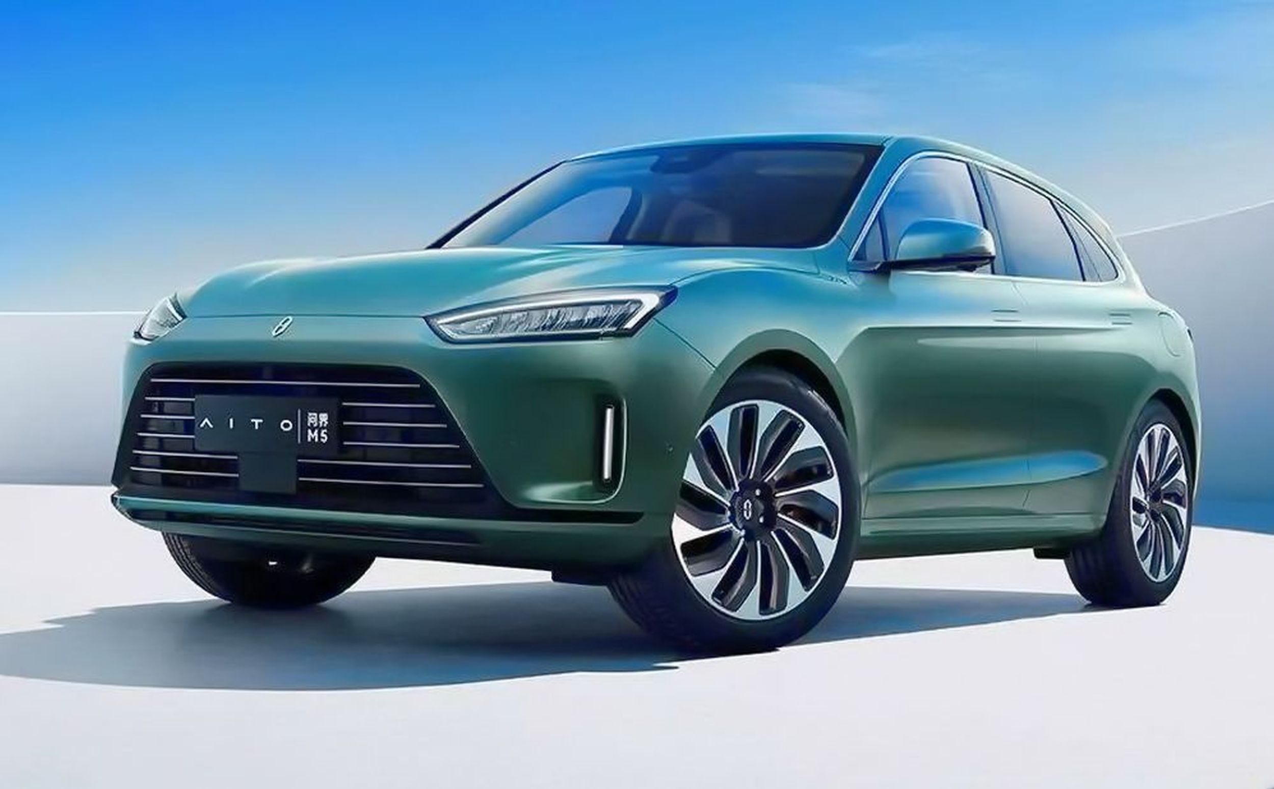 Huawei Aito M5 nu este un nou smartphone. Compania asiatică a lansat un SUV electrificat