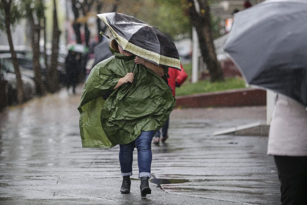 Alertă ANM. Vremea se schimbă radical în aproape toată ţara. Avertismentul meteorologilor