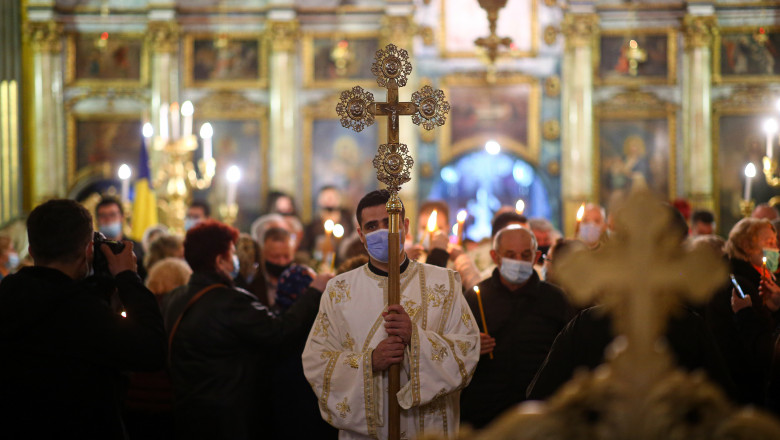 E necesar sau nu certificatul verde in bisericile din Romania