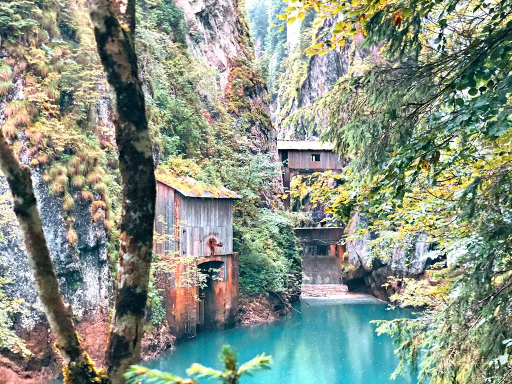 Ce trebuie să eviți când mergi la munte. Mulți români fac greșelile acestea