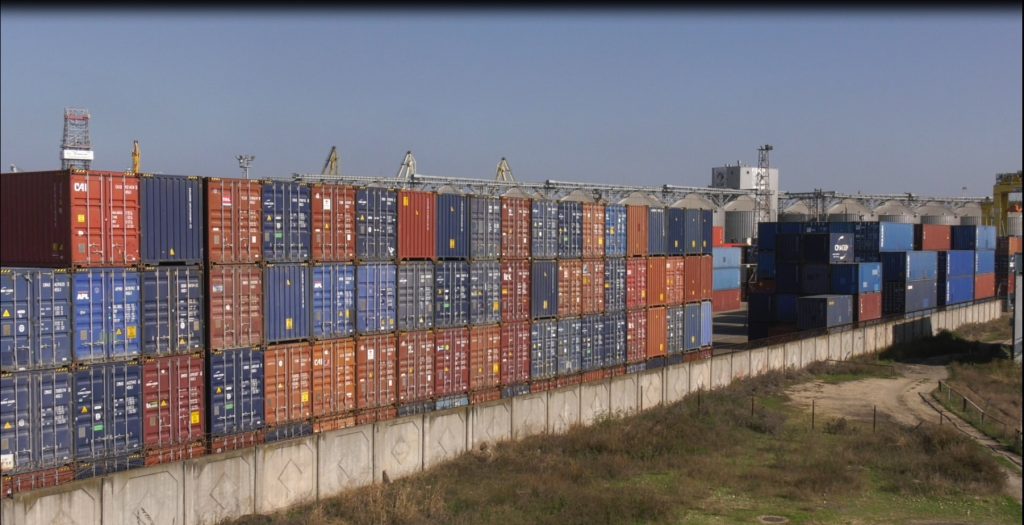 Record absolut de mărfuri în porturile româneşti de la Marea Neagră
