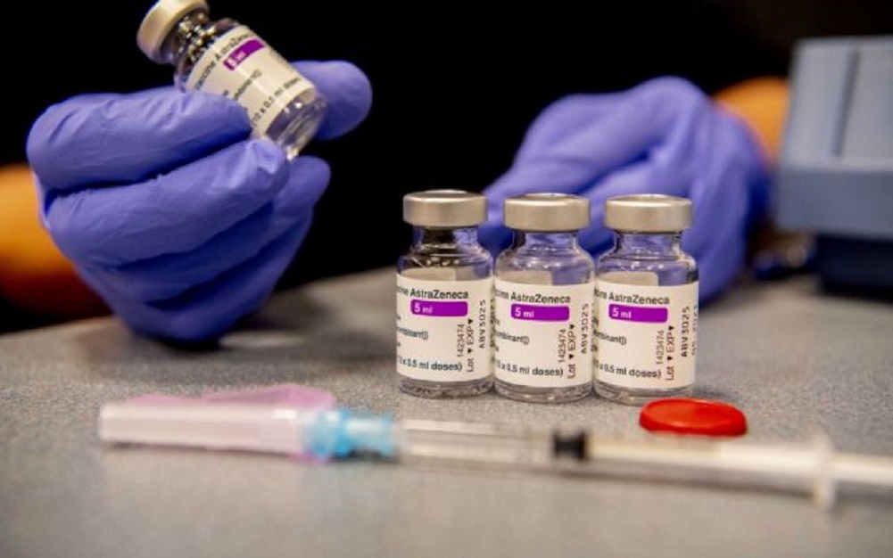 O tanara bucuresteanca nu mai stie cum sa scape de vaccinul anti-coronavirus