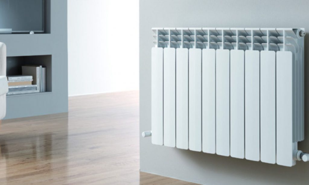 Obiectul din casă care te ajută să plăteşti mai puţin la gaze. Toată lumea îl are, trebuie să încerci şi tu