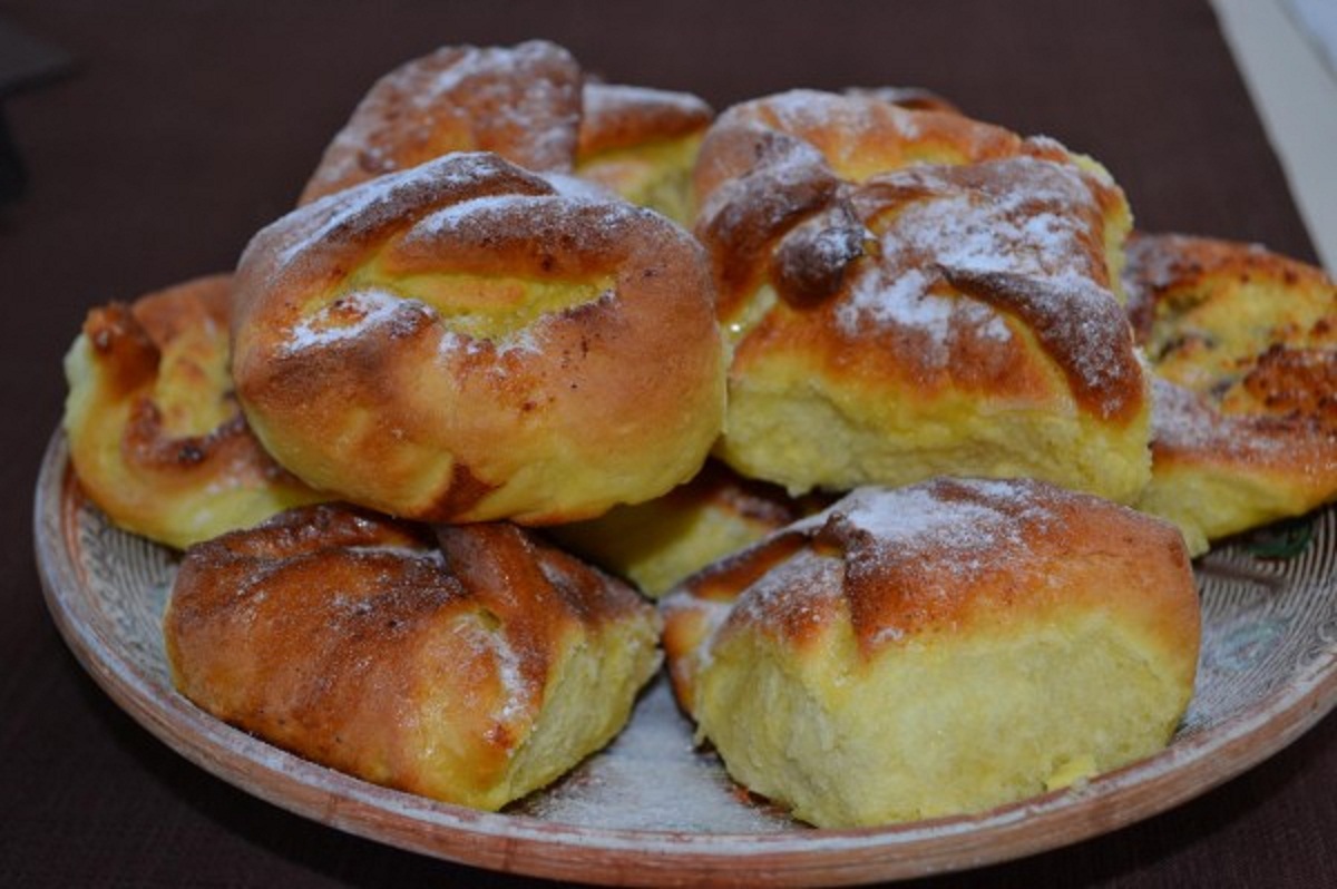 Cum pregătești rețeta de brânzoaice a bunicii