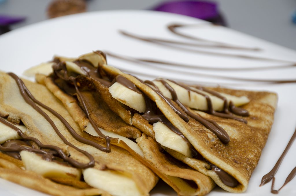 Rețetă simplă de clătite. E varianta clasică, cea mai bună