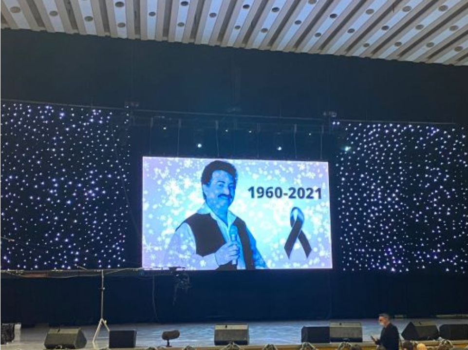 Spectatorii s-au speriat când au văzut ce s-a întâmplat în timpul concertului dedicat lui Petrică Mîțu Stoian