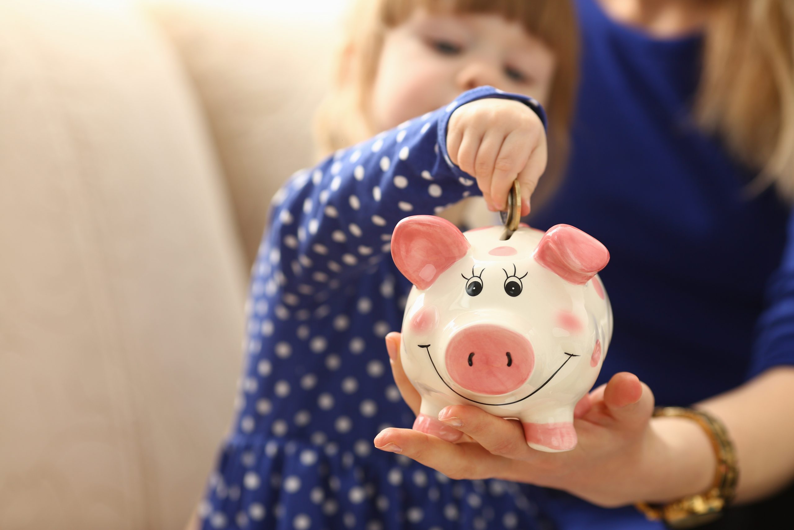Statul ofera 600 de lei pentru acesti copii