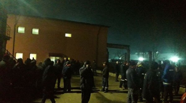 Sute de mineri au intrat in greva spontana la Complexul Energetic Oltenia