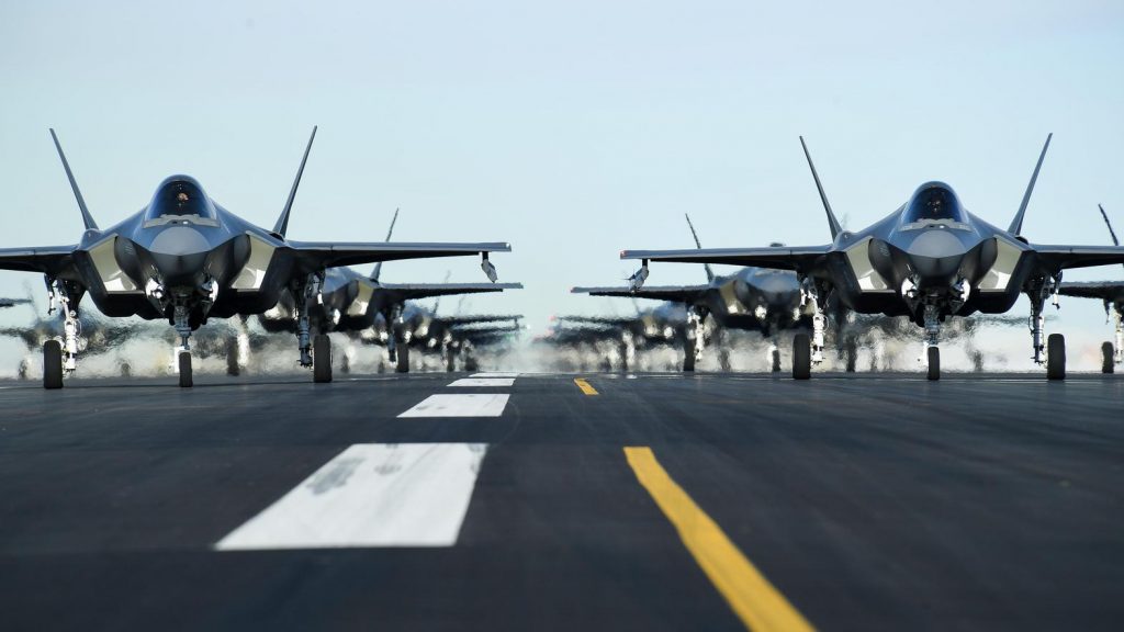 Țara care se înarmează după conflictul ruso-ucrainean. Își cumpără avioane de 10 miliarde de euro