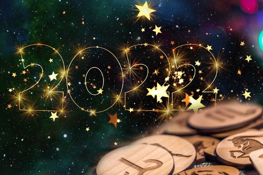 Tot ce trebuie să faci în 2022 pentru a trece cu bine de noul an, în funcţie de zodie. Astrologii au spus clar!